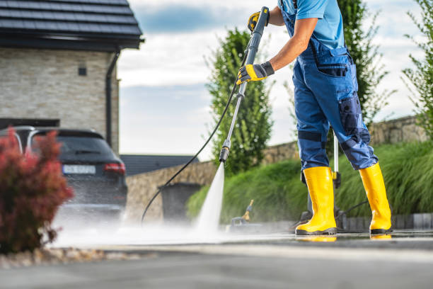 Best Sidewalk and Walkway Cleaning  in Roosevelt, NY